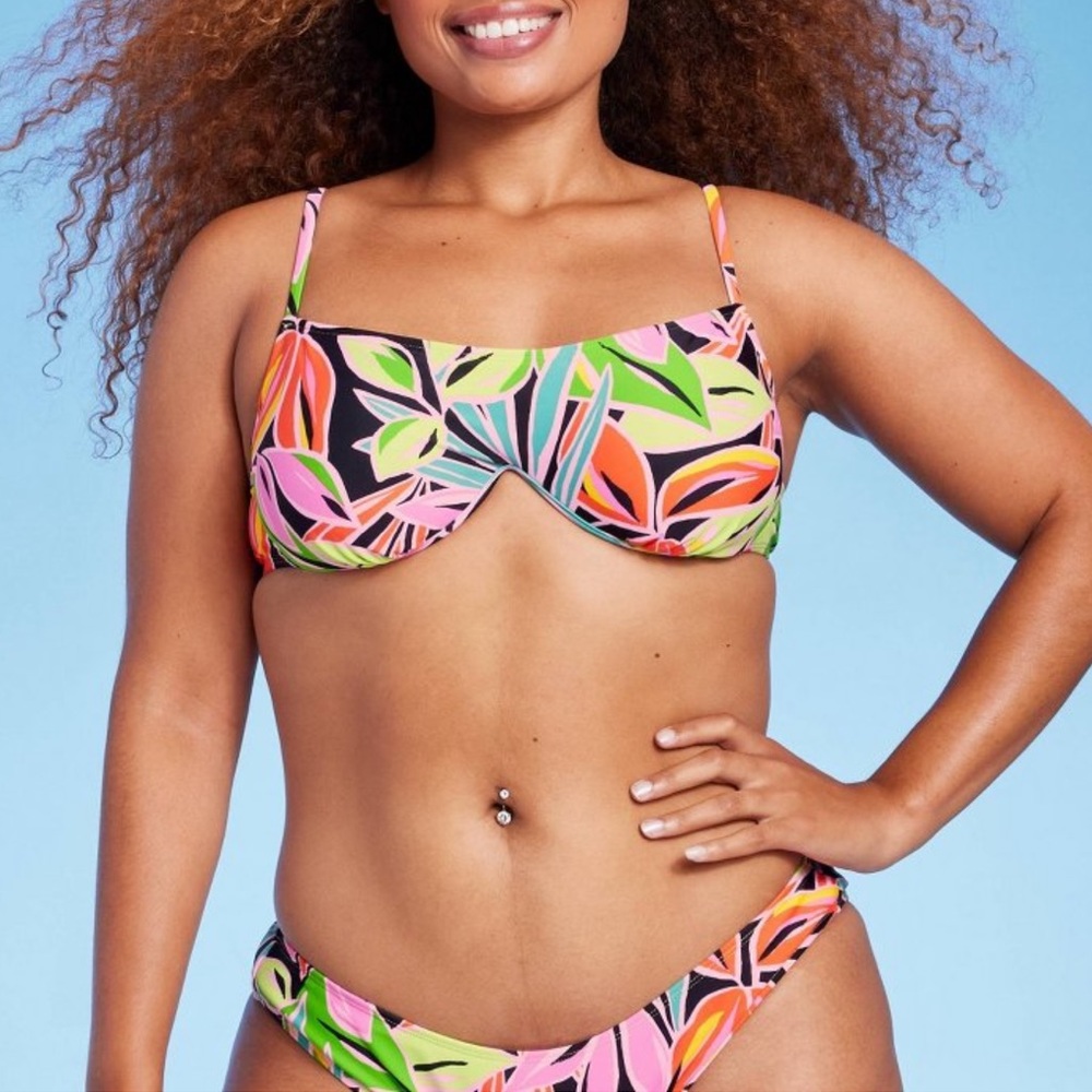 NWT! Wild fable tropical print underwire bralette bikini top (top only)